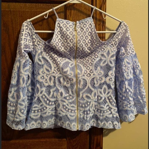 Venus cold shoulder blue lace top - Picture 2 of 6